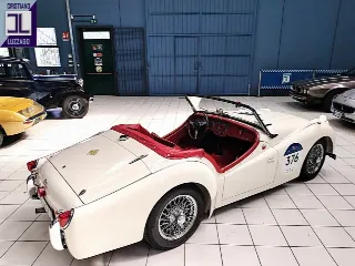 Foto 9 di 487: TRIUMPH TR3 SPORT 1955 ELEGGIBILE 1000 MIGLIA
