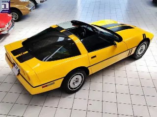 Foto 15 di 98: CHEVROLET CORVETTE C4 CROSSFIRE 1984