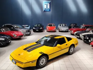Foto 3 di 98: CHEVROLET CORVETTE C4 CROSSFIRE 1984