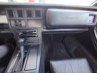 Foto 63 di 98: CHEVROLET CORVETTE C4 CROSSFIRE 1984