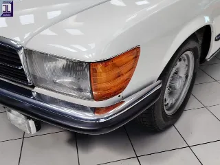 Foto 17 di 53: MERCEDES 280 SL W107 1981