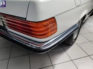 Foto 19 di 53: MERCEDES 280 SL W107 1981