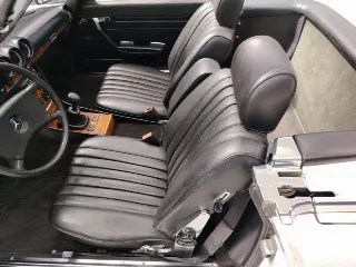 Foto 33 di 53: MERCEDES 280 SL W107 1981