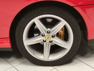 Foto 32 di 84: FERRARI 575M MARANELLO (F133 EBE) – 2003