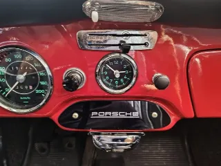 Foto 45 di 71: PORSCHE 356 B 1600 CABRIOLET REUTTER 1963