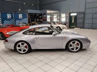 Foto 10 di 71: PORSCHE 993 CARRERA 4S COUPE’ 1995