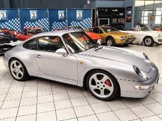 Foto 11 di 71: PORSCHE 993 CARRERA 4S COUPE’ 1995