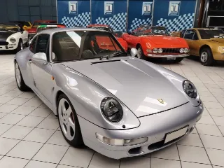 Foto 12 di 71: PORSCHE 993 CARRERA 4S COUPE’ 1995