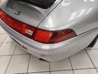 Foto 20 di 71: PORSCHE 993 CARRERA 4S COUPE’ 1995