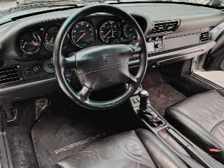 Foto 36 di 71: PORSCHE 993 CARRERA 4S COUPE’ 1995