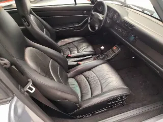 Foto 38 di 71: PORSCHE 993 CARRERA 4S COUPE’ 1995