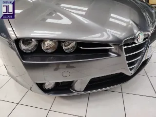 Foto 15 di 86: ALFA ROMEO 939 SPIDER 2.200 JTS 185 CV TWIN SPARK 2007