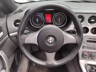 Foto 53 di 86: ALFA ROMEO 939 SPIDER 2.200 JTS 185 CV TWIN SPARK 2007