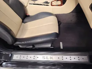 Foto 28 di 52: MERCEDES SLK 230 KOMPRESSOR 2002