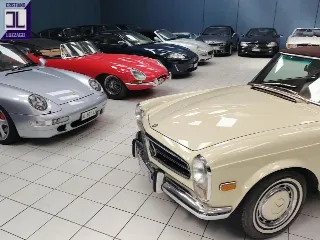 Foto 13 di 58: MERCEDES BENZ 280 SL W113 PAGODA 1969