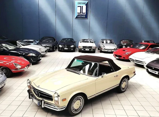 MERCEDES BENZ 280 SL W113 PAGODA 1969