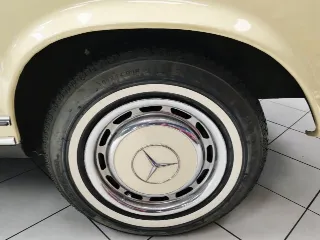 Foto 26 di 58: MERCEDES BENZ 280 SL W113 PAGODA 1969
