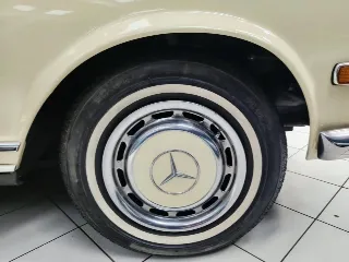 Foto 28 di 58: MERCEDES BENZ 280 SL W113 PAGODA 1969