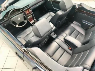 Foto 18 di 40: MERCEDES BENZ E 200 CABRIOLET 1996