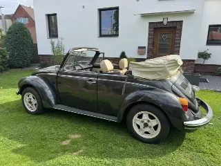 Foto 5 di 8: Volkswagen Beetle Cabriolet | 1977 | Route 66 Auctions