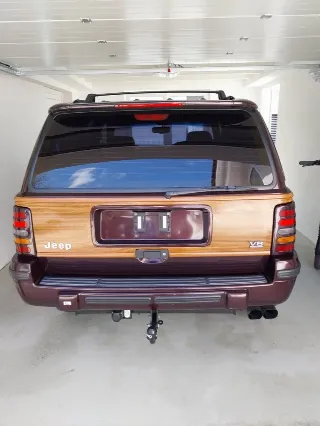 Foto 3 di 8: Jeep Grand Wagoneer | 1994 | Route 66 Auctions