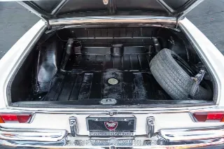 Foto 23 di 24: 1970 Mercedes Benz 280SE Sunroof Low Grille