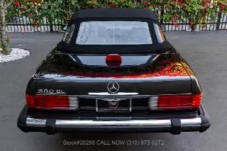 Foto 11 di 24: 1987 Mercedes Benz 560SL