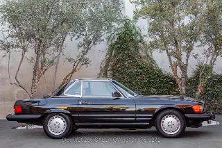 Foto 16 di 24: 1987 Mercedes Benz 560SL