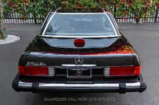 Foto 17 di 24: 1987 Mercedes Benz 560SL