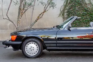Foto 24 di 24: 1987 Mercedes Benz 560SL
