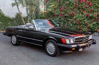 Foto 3 di 24: 1987 Mercedes Benz 560SL