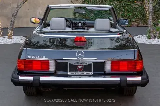 Foto 6 di 24: 1987 Mercedes Benz 560SL