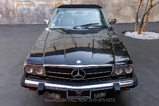 Foto 9 di 24: 1987 Mercedes Benz 560SL