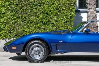 Foto 18 di 24: 1977 Chevrolet Corvette