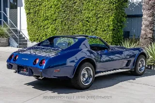 Foto 4 di 24: 1977 Chevrolet Corvette