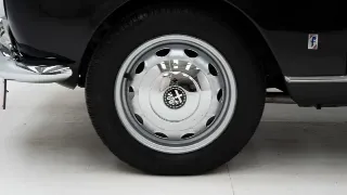 Foto 24 di 40: Alfa Romeo 1600 Giulia Spider