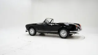 Foto 4 di 40: Alfa Romeo 1600 Giulia Spider