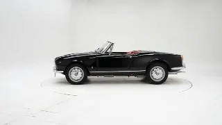 Foto 8 di 40: Alfa Romeo 1600 Giulia Spider