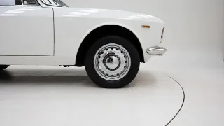 Foto 10 di 40: Alfa Romeo 1600 Giulia Sprint GT