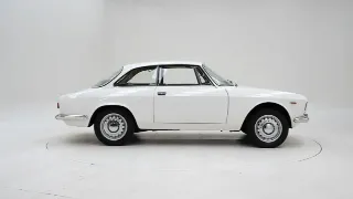 Foto 6 di 40: Alfa Romeo 1600 Giulia Sprint GT