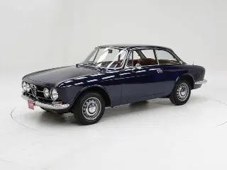 Foto 1 di 40: Alfa Romeo 1750 GT Veloce Bertone