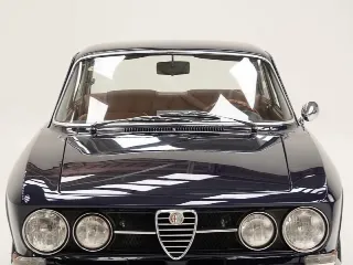Foto 21 di 40: Alfa Romeo 1750 GT Veloce Bertone