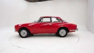 Foto 34 di 40: Alfa Romeo 2000 GT Veloce