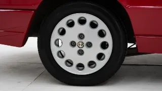 Foto 17 di 40: Alfa Romeo 2000 Spider 4