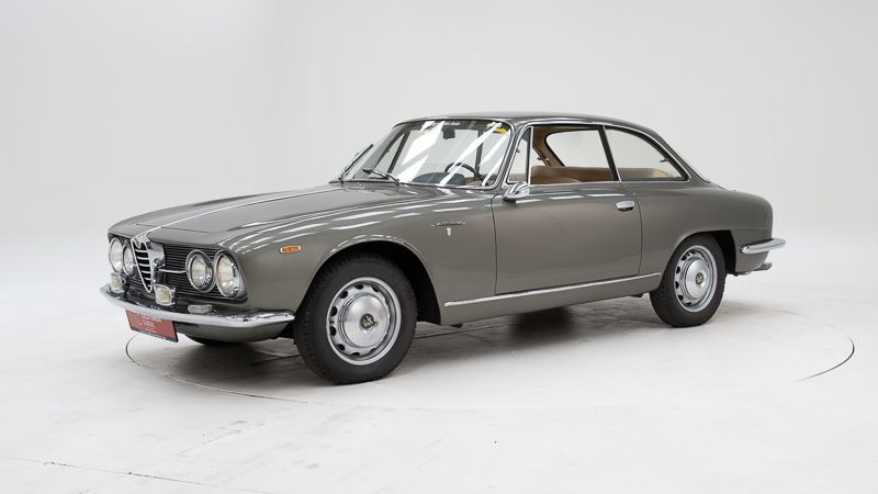 Alfa Romeo 2000 Sprint
