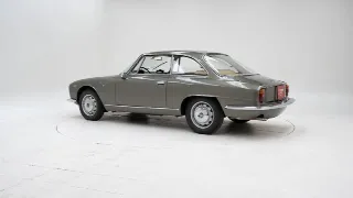 Foto 4 di 40: Alfa Romeo 2000 Sprint