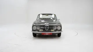 Foto 5 di 40: Alfa Romeo 2000 Sprint