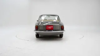 Foto 7 di 40: Alfa Romeo 2000 Sprint