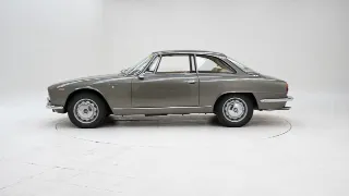 Foto 8 di 40: Alfa Romeo 2000 Sprint
