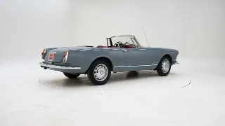 Foto 2 di 40: Alfa Romeo 2600 Spider Cabriolet